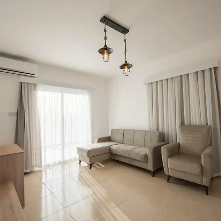 Deniz Airport Apartment Nicosia