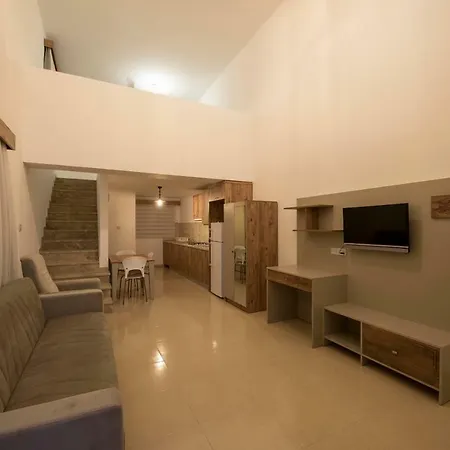 Deniz Airport Apartment Nicosia