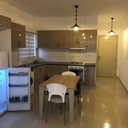 Deniz Airport Apartment *