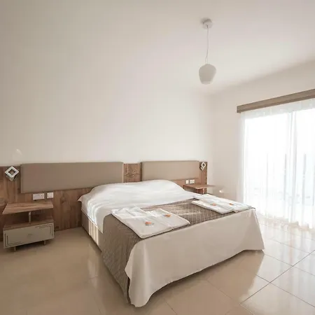 Appartement Deniz Airport *